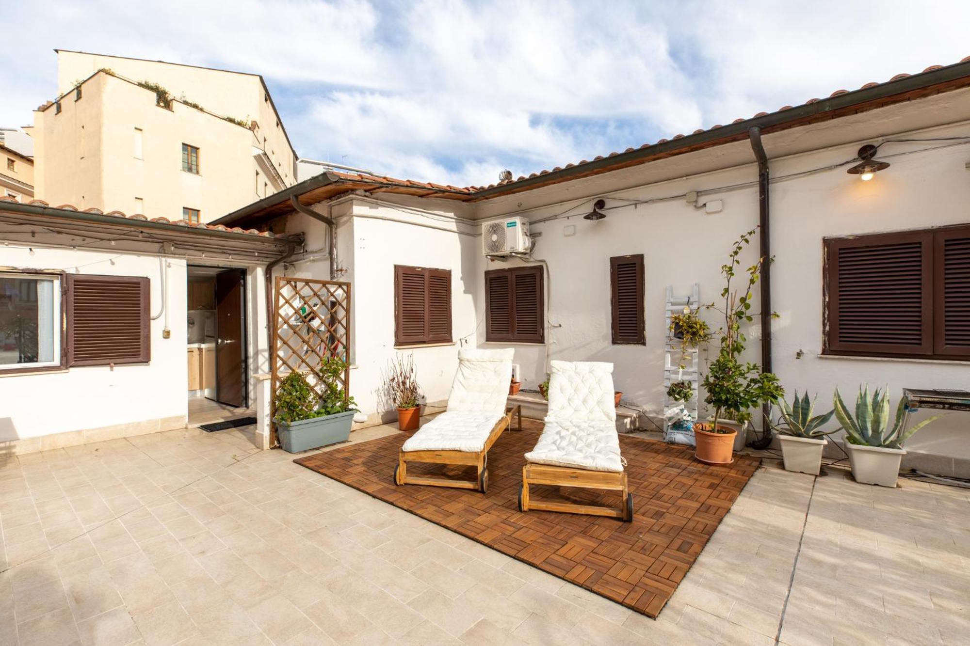 Apartment Iflat Opera Penthouse With Terrace #2 *